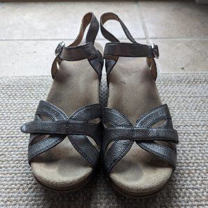 Dansko Sandals- used European 39 (8-9)